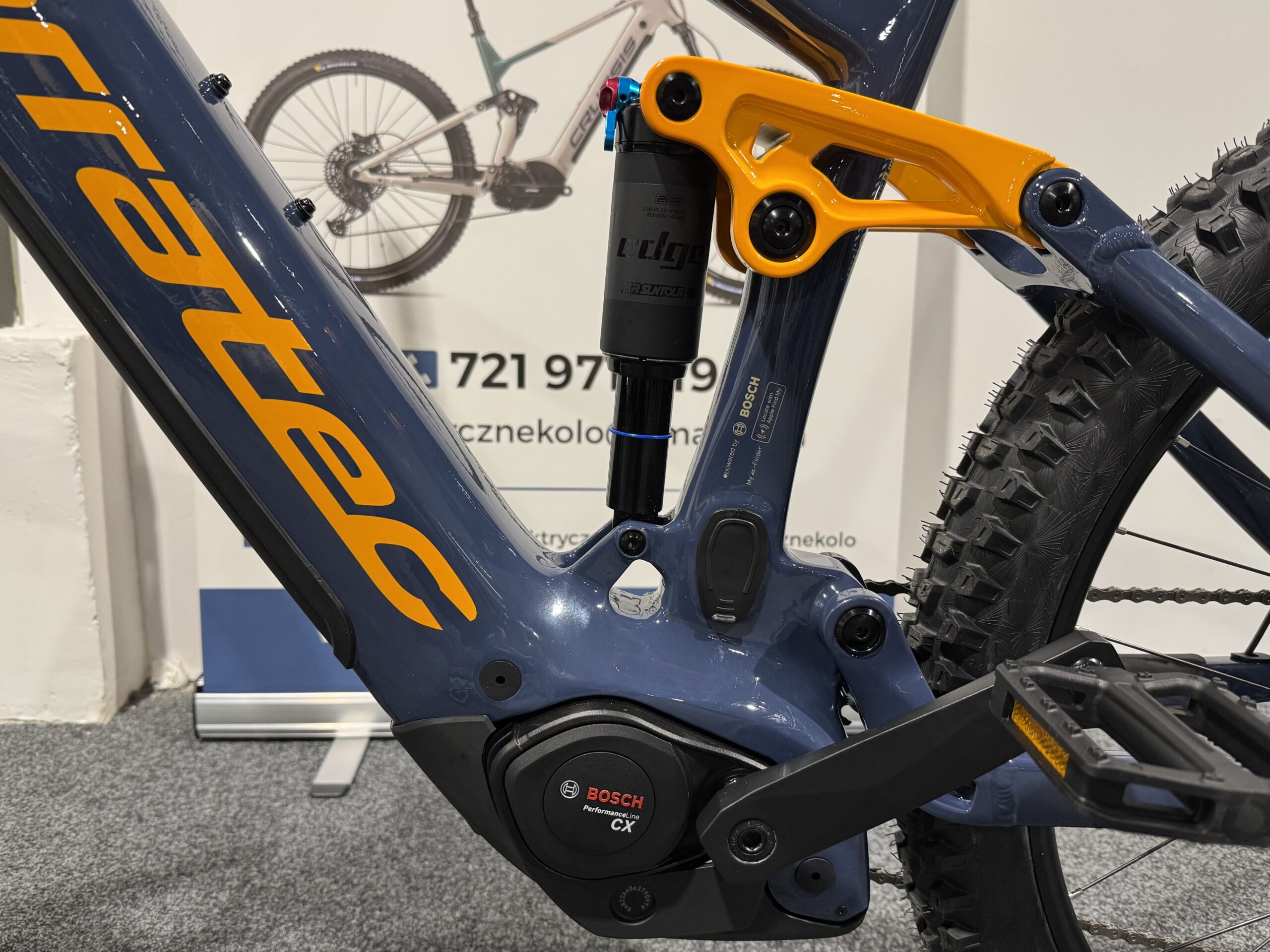 Rower elektryczny Corratec E-Power RS160 LTD-(800 Wh) nieb / żół, rama L - obrazek 2